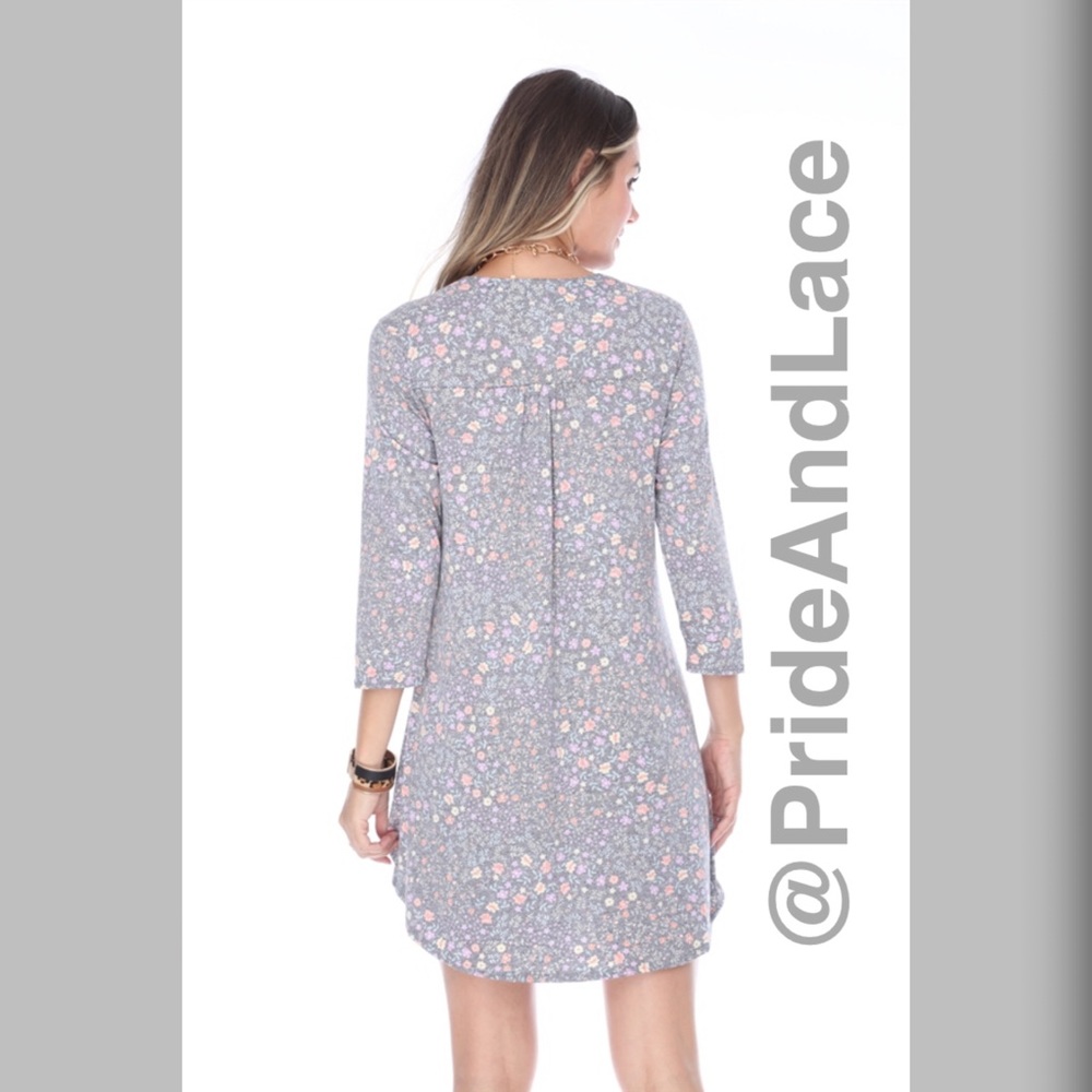 LAST 1️⃣ ✨FLORAL PRINT SHIFT DRESS✨ - Picture 2 of 4